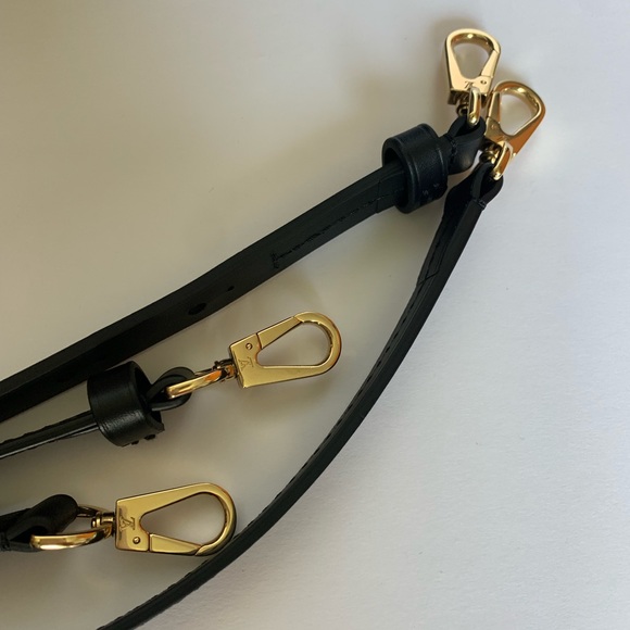 🦄 sold 🦄 BNIB Louis Vuitton Montsouris BB in Mono Noir - Picture 3 of 15